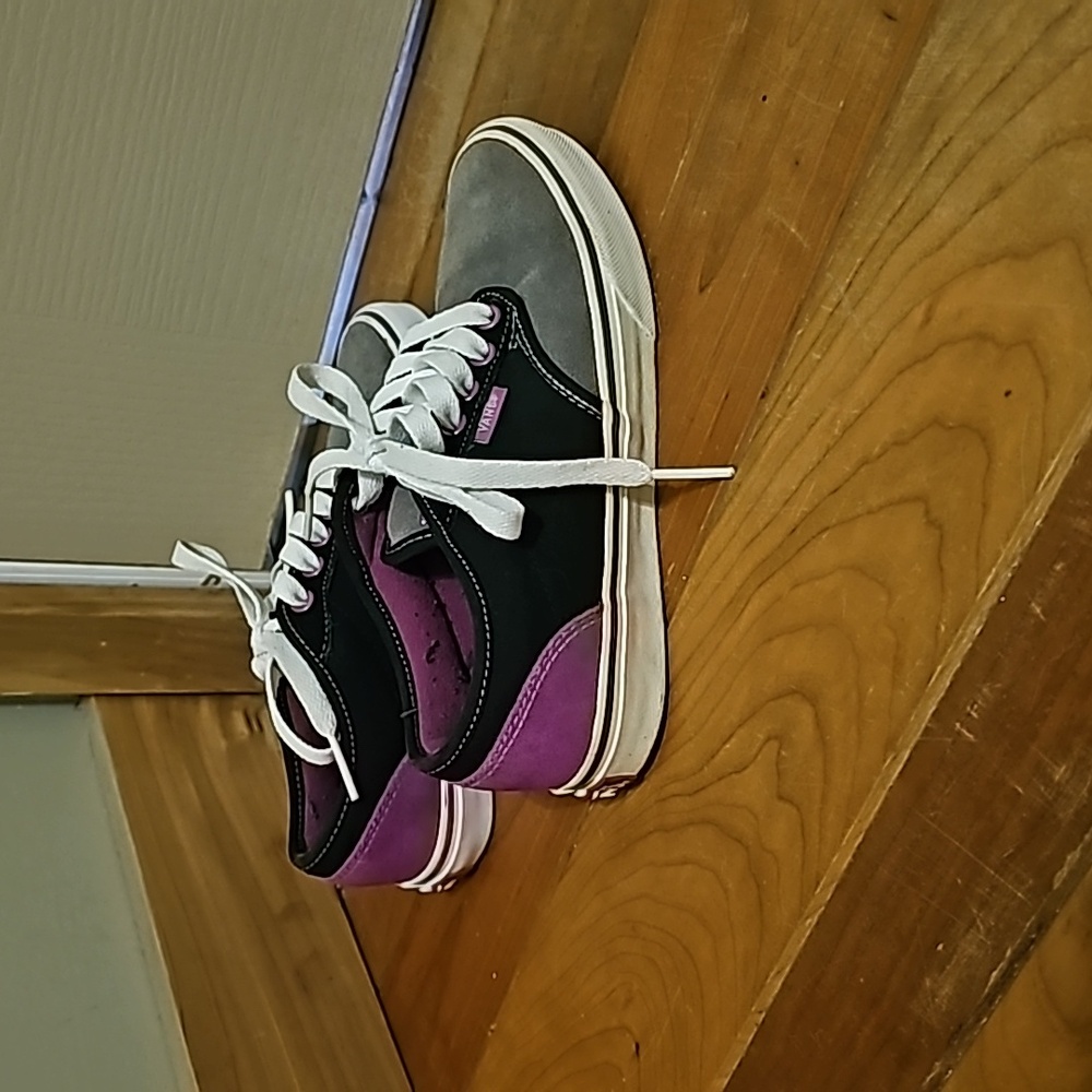 Vans Skateboarding shoes size 5.5 - Picture 2 of 7